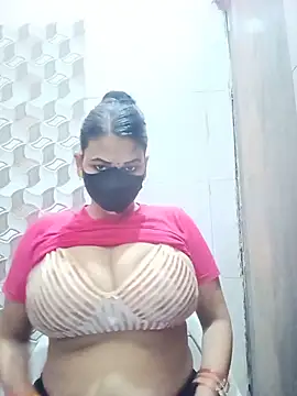Snapshot of varnika chatting on June 2026 12:19:02 PM varnika online show from June 2026 12:19:02 PM