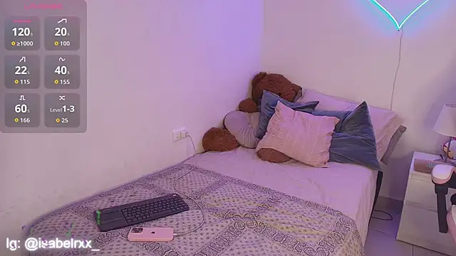 Snapshot of IsabelCortes chatting on April 2026 02:51:02 AM IsabelCortes online show from April 2026 02:51:02 AM