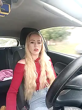 Snapshot of DeeA_Blondy chatting on October 2025 12:24:02 PM DeeA Blondy online show from October 2025 12:24:02 PM