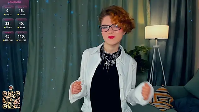 Snapshot of EdlinGathright chatting on March 2026 04:07:01 AM EdlinGathright online show from March 2026 04:07:01 AM