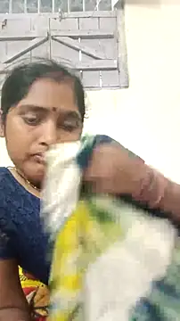 Snapshot of Guriya0076 chatting on April 2026 12:31:01 PM Guriya0076 online show from April 2026 12:31:01 PM