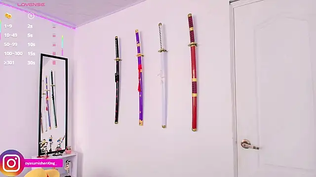 Nicorobinn online show from October 2025 08:18:02 PM