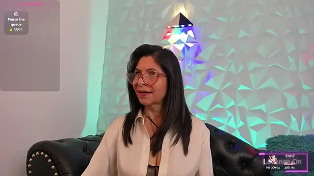 SabinaDeluxe cg online show from October 2025 01:25:02 PM