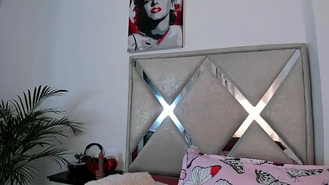 Snapshot of abby_jones2 chatting on February 2026 06:48:02 AM abby jones2 online show from February 2026 06:48:02 AM