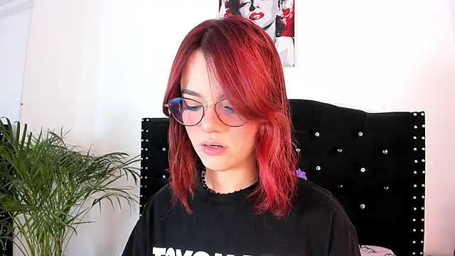 Snapshot of abby_jones2 chatting on April 2026 03:01:01 AM abby jones2 online show from April 2026 03:01:01 AM