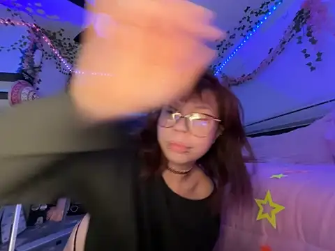 moan4mona online show from May 2026 05:04:01 AM