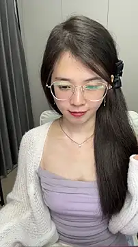 Qianqian-888 online show from December 2025 01:06:01 PM