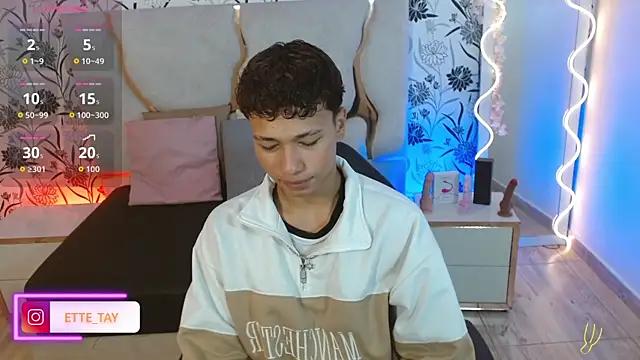 Snapshot of Ette_tay chatting on November 2025 03:05:02 AM Ette tay online show from November 2025 03:05:02 AM