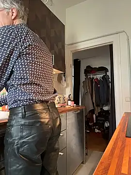 SexyLeon8 online show from April 2026 08:06:01 AM