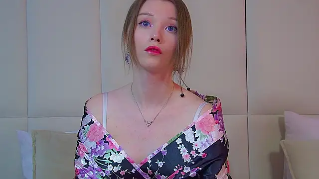 Snapshot of KeiraAsti chatting on March 2026 06:19:02 AM KeiraAsti online show from March 2026 06:19:02 AM