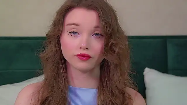 Snapshot of KeiraAsti chatting on April 2026 06:21:02 PM KeiraAsti online show from April 2026 06:21:02 PM