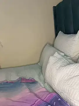 Caramel Mellow online show from November 2025 08:38:01 AM