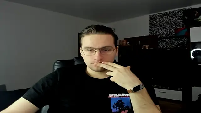 romiosabrino online show from January 2026 12:41:01 PM