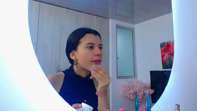 Snapshot of pinky_f00x chatting on January 2026 07:38:02 PM pinky f00x online show from January 2026 07:38:02 PM