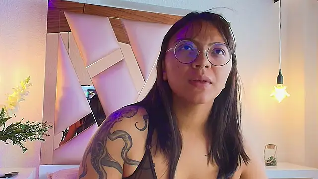 Victoria Thompson1 online show from September 2025 05:24:02 PM