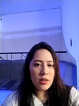 aisha duque online show from September 2025 08:11:02 PM