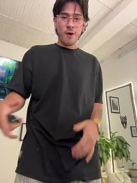 Elian savoy online show from October 2025 11:13:01 PM