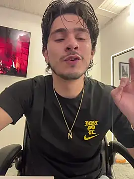 Elian savoy online show from October 2025 12:24:01 AM