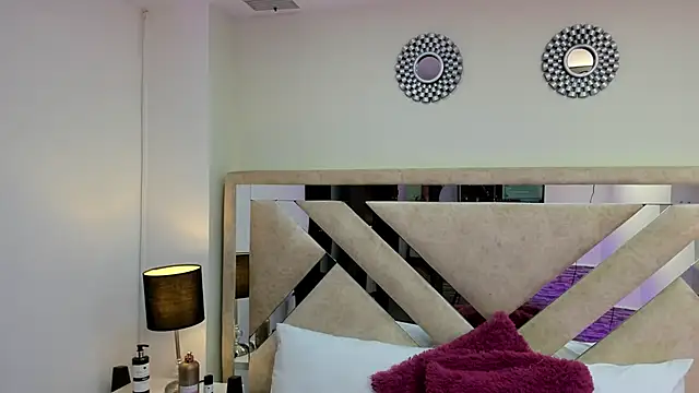 Snapshot of ximena_vasquez8 chatting on February 2026 03:04:02 AM ximena vasquez8 online show from February 2026 03:04:02 AM