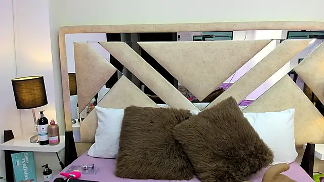 Snapshot of ximena_vasquez8 chatting on March 2026 03:08:01 AM ximena vasquez8 online show from March 2026 03:08:01 AM