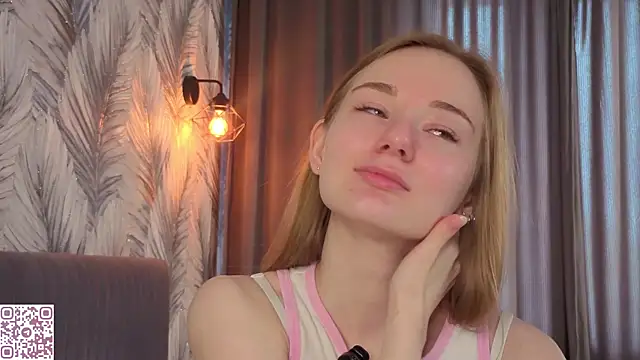 ElvinaRose online show from May 2026 04:30:02 AM