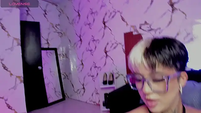 Rebeka-baker online show from September 2025 02:24:01 AM