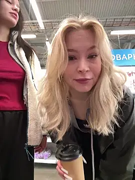 Snapshot of Cum_girlss chatting on October 2025 04:30:01 AM Cum girlss online show from October 2025 04:30:01 AM