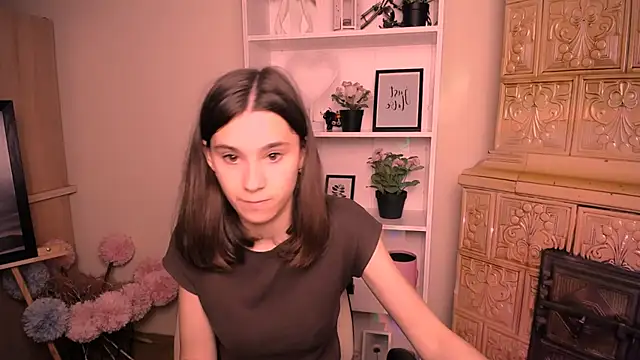 Snapshot of RosaRay_ chatting on June 2026 07:03:02 AM RosaRay online show from June 2026 07:03:02 AM