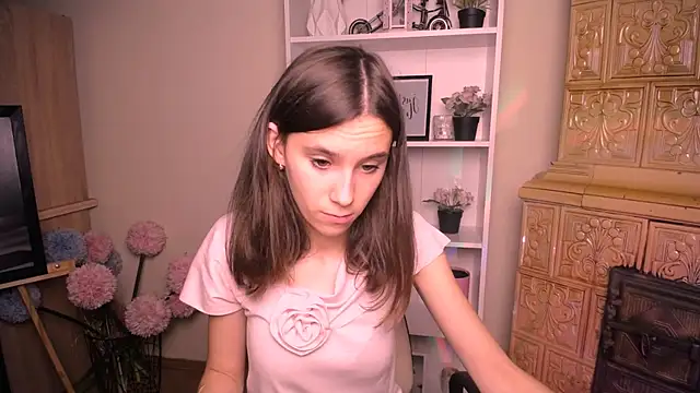 Snapshot of RosaRay_ chatting on July 2026 06:40:02 AM RosaRay online show from July 2026 06:40:02 AM