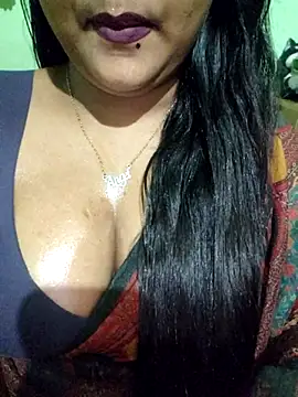 Snapshot of JIYA-04 chatting on June 2026 05:30:02 PM JIYA-04 online show from June 2026 05:30:02 PM