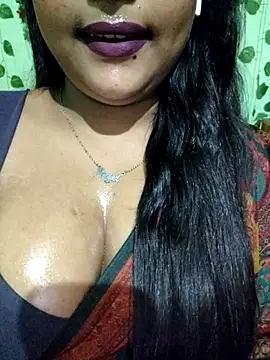 Snapshot of JIYA-04 chatting on June 2026 01:36:01 PM JIYA-04 online show from June 2026 01:36:01 PM