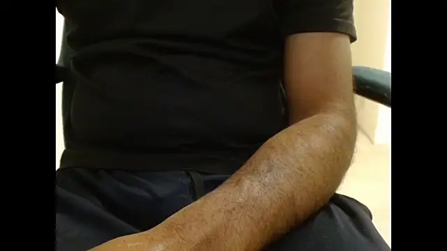 pranastro00 online show from November 2025 04:40:02 PM