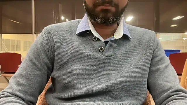 pranastro00 online show from November 2025 04:52:01 PM