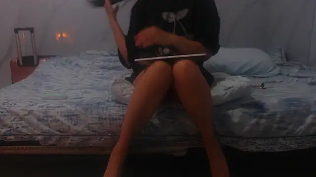 sabrina v  online show from November 2025 06:08:01 PM