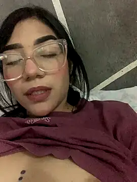 ElaRose 12 online show from December 2025 09:23:02 PM