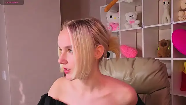 Carolin Miller online show from September 2025 08:14:02 AM