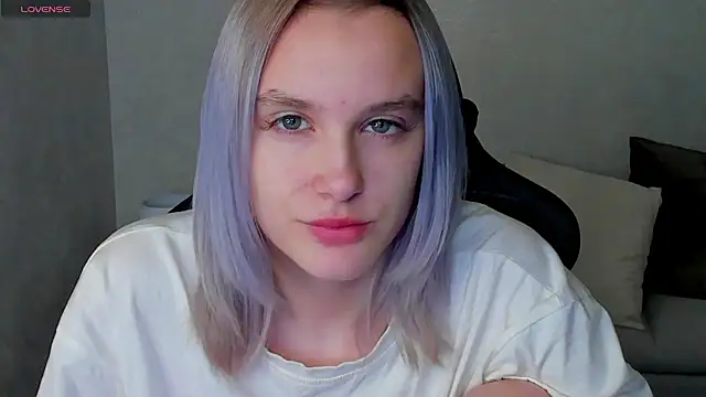 Carolin Miller online show from December 2025 11:29:01 AM