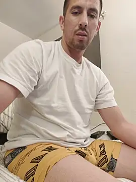 Snapshot of himNIGuys chatting on March 2026 11:00:01 PM himNIGuys online show from March 2026 11:00:01 PM