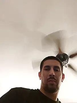 Snapshot of himNIGuys chatting on March 2026 02:33:02 AM himNIGuys online show from March 2026 02:33:02 AM