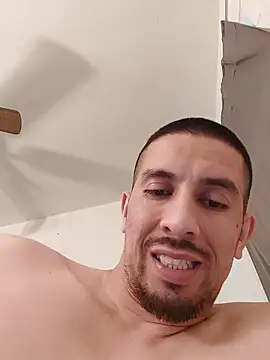 Snapshot of himNIGuys chatting on April 2026 08:17:01 PM himNIGuys online show from April 2026 08:17:01 PM