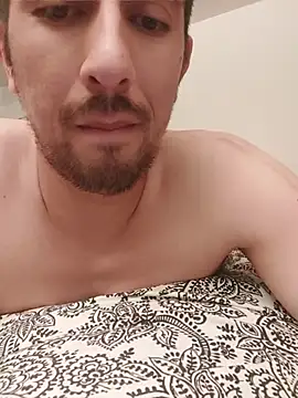 Snapshot of himNIGuys chatting on April 2026 04:28:02 AM himNIGuys online show from April 2026 04:28:02 AM