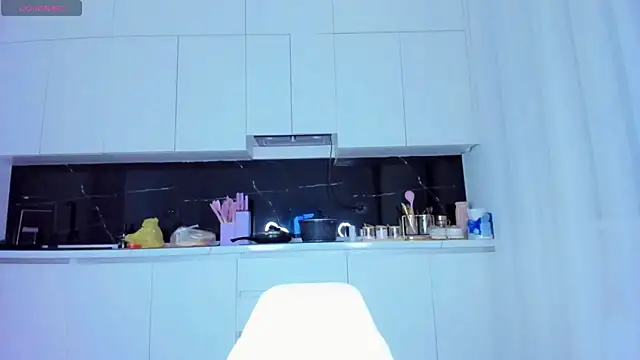 nana le online show from November 2025 01:20:01 PM