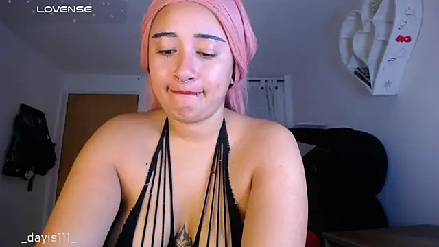 Snapshot of dayis_sweet chatting on April 2026 01:56:01 AM dayis sweet online show from April 2026 01:56:01 AM