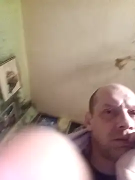 Snapshot of ToughDraft14 chatting on April 2026 01:37:02 AM ToughDraft14 online show from April 2026 01:37:02 AM