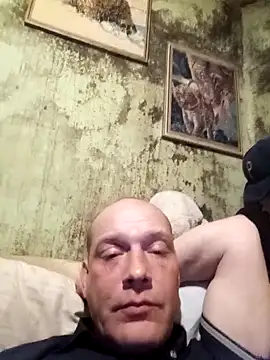 Snapshot of ToughDraft14 chatting on April 2026 02:38:01 PM ToughDraft14 online show from April 2026 02:38:01 PM