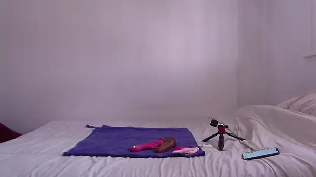 RenataWet online show from September 2025 01:02:01 PM