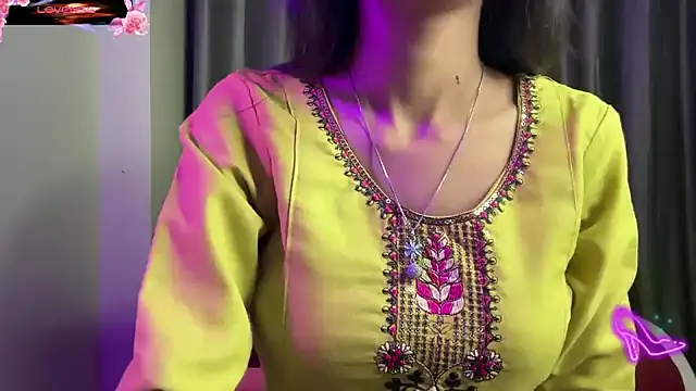 Snapshot of _Mehak__ chatting on February 2026 06:37:02 PM Mehak online show from February 2026 06:37:02 PM