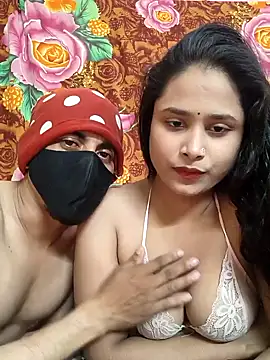 Seducing couple online show from February 2026 09:57:01 AM