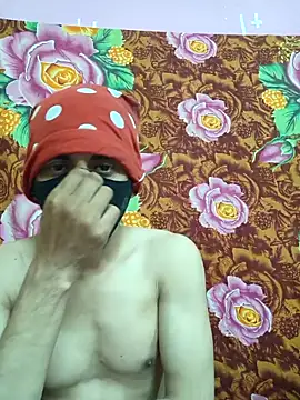 Seducing couple online show from February 2026 05:40:02 AM