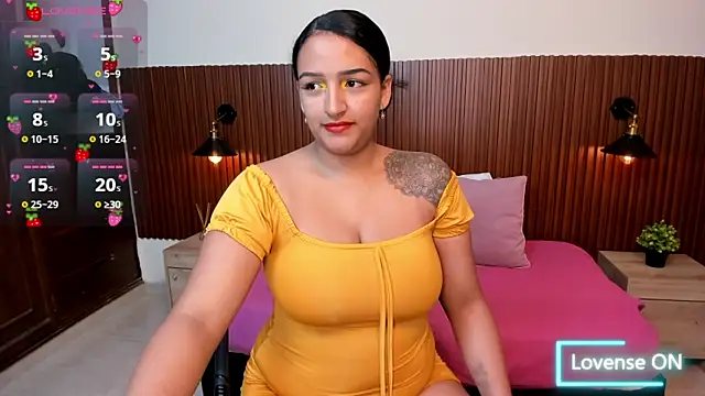 Snapshot of ElectraRose_ chatting on September 2025 11:59:02 AM ElectraRose online show from September 2025 11:59:02 AM